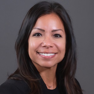 Jennifer Davis, Business Development Officer with Stewart Title in San Antonio, Texas, co-teaching the Leads on Repeat real estate agent training class.